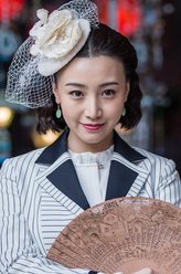 沈忆萍（高艺涵饰演）