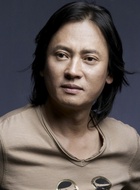 李会长（金秉玉饰演）